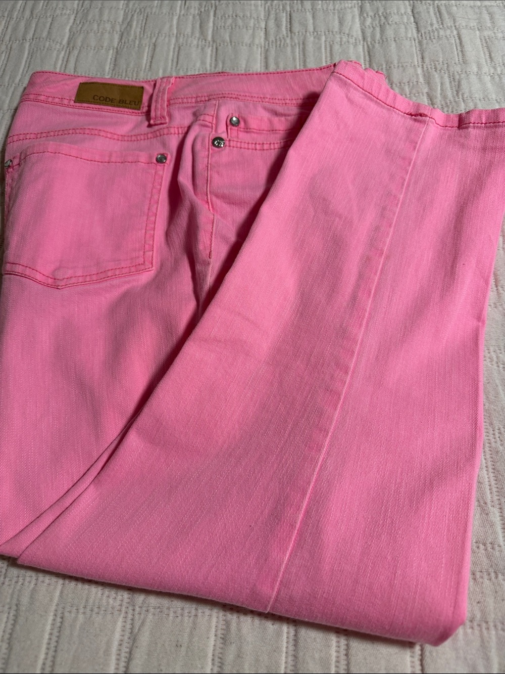 Code Bleu Aimee Crop Vibrant Pink Straight-Leg Women’s Jeans